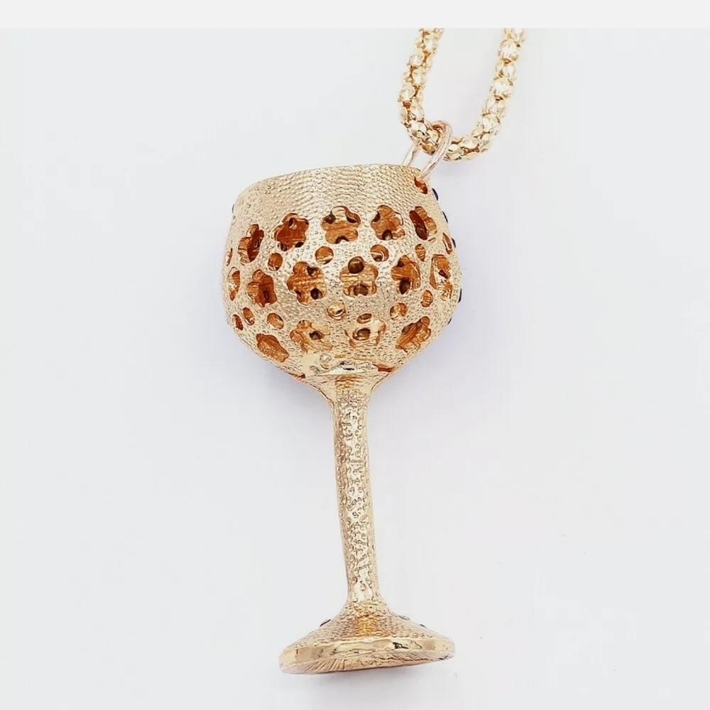 New necklace - Picture 3 of 3